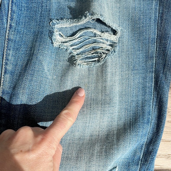 Current Elliot - Picture 3 of 3